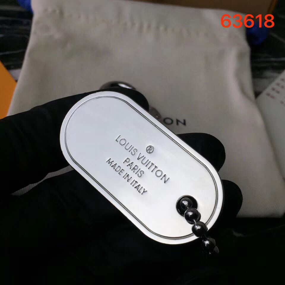 LV MONOGRAM ID TAB BAG CHARM AND KEY HOLDER M63618