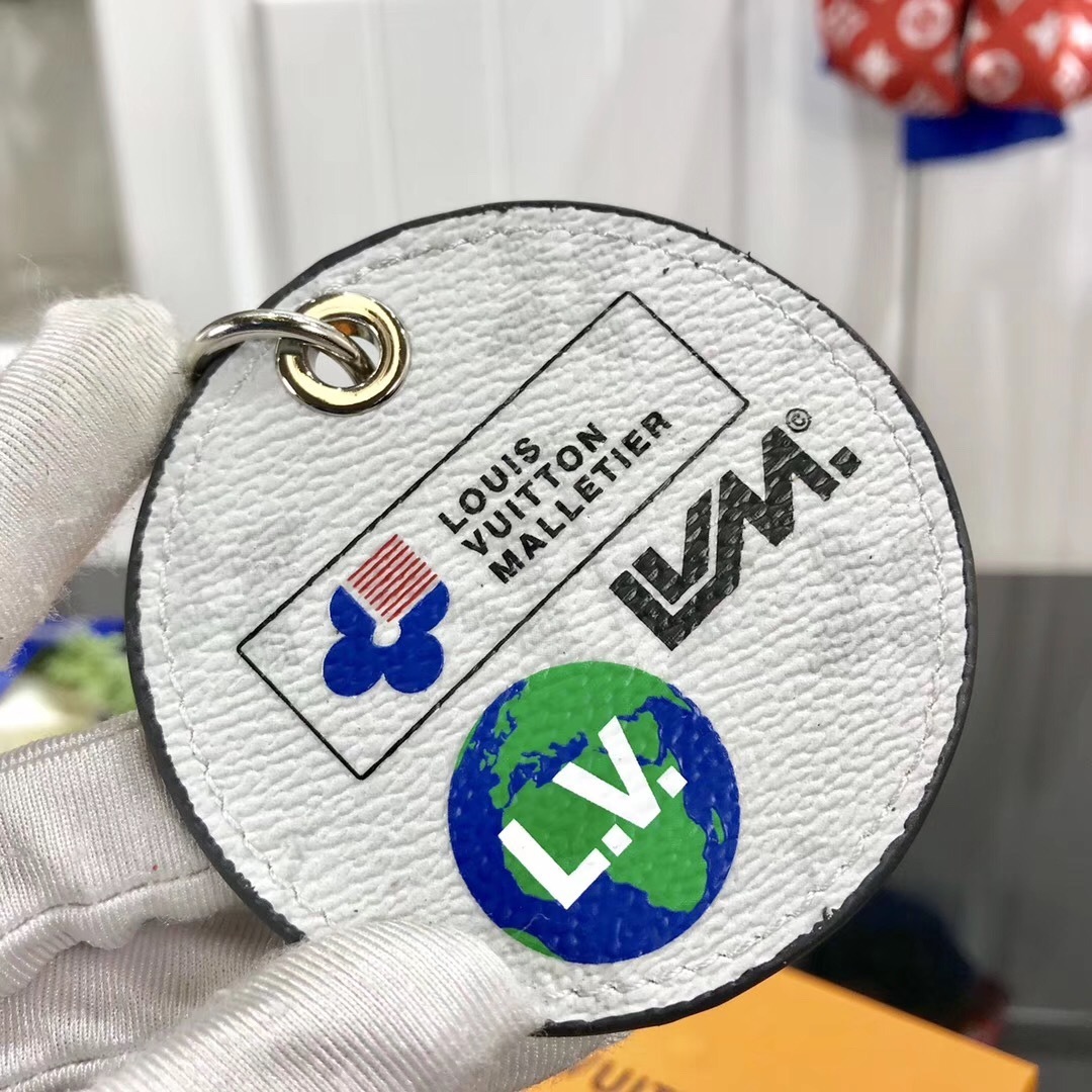 LV MONOGRAM LOGOS ILLUSTRE BAG CHARM AND KEY HOLDER M68300