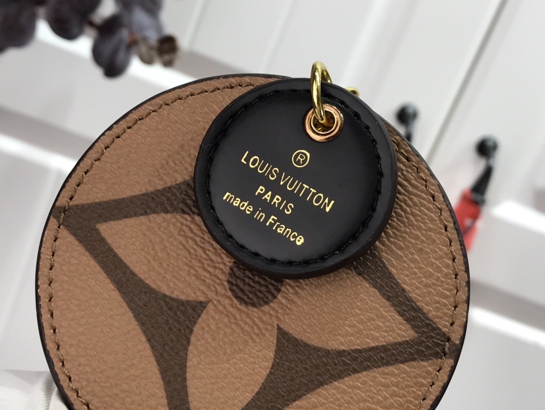 LV MONOGRAM REVERSE KEY HOLDER AND BAG CHARM M69317