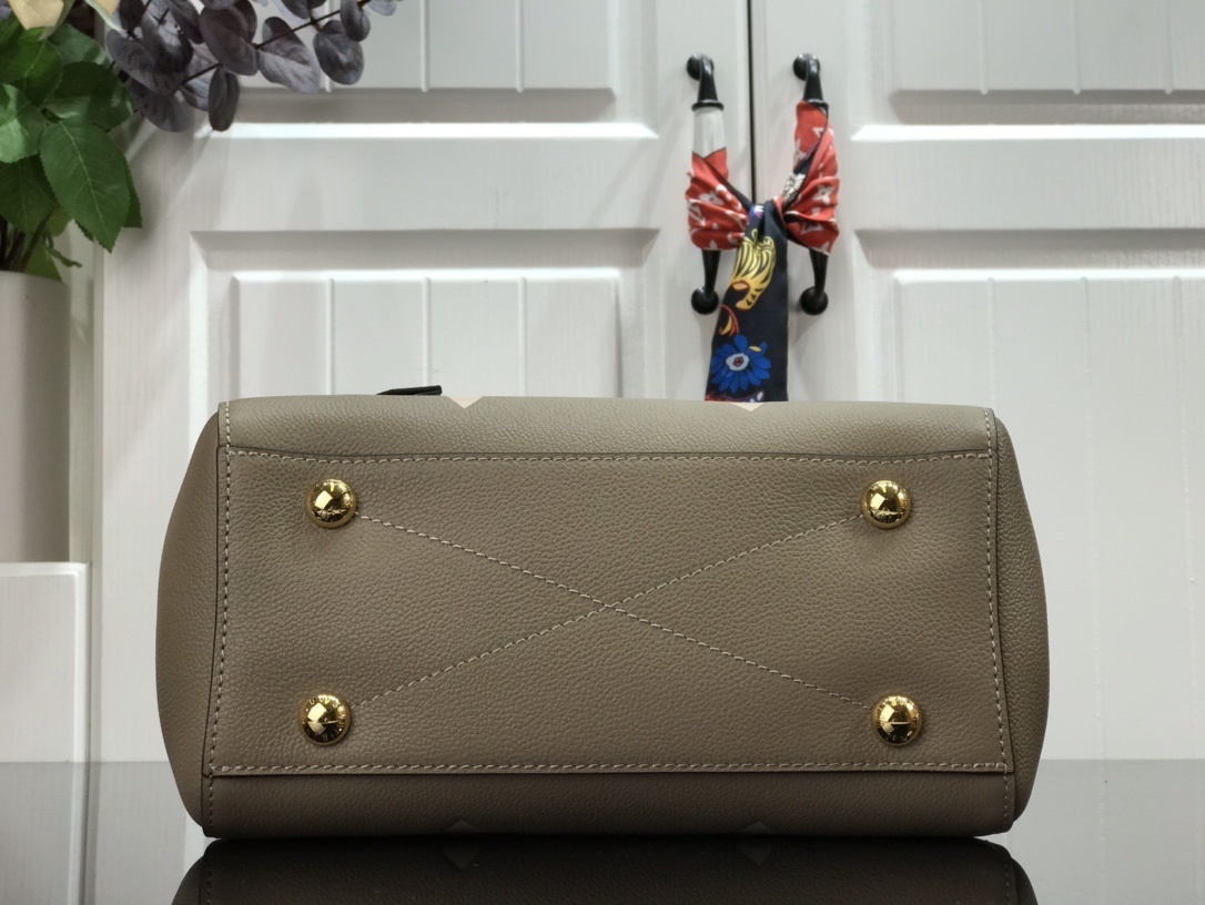 LV MONTAIGNE BB M45489 