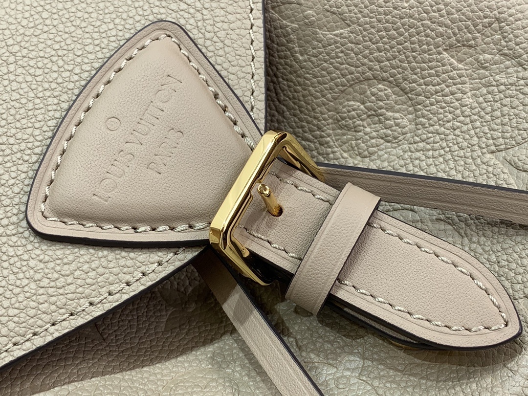 LV MONTSOURIS BACKPACK M45205 