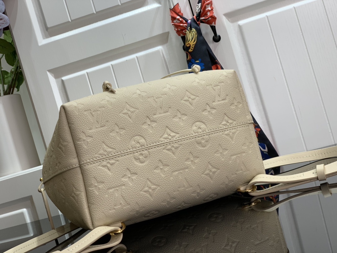 LV MONTSOURIS BACKPACK M45205 
