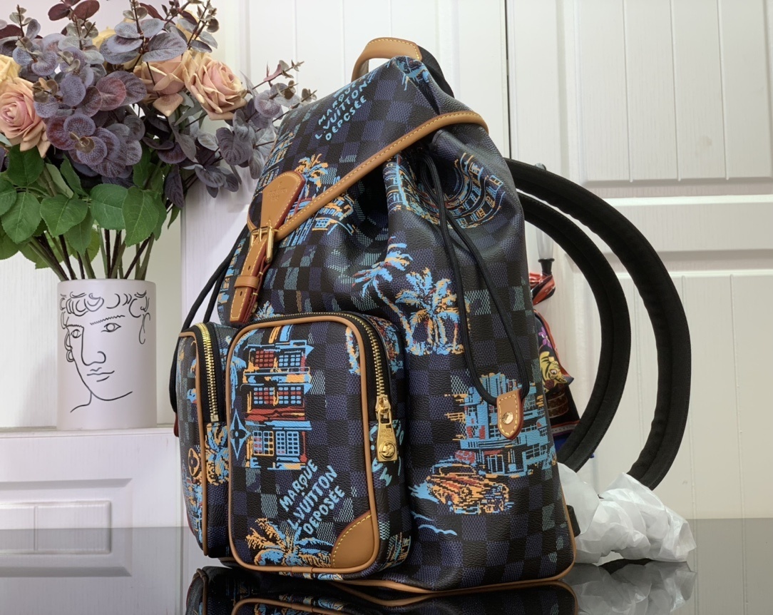 LV MONTSOURIS CARGO m40755