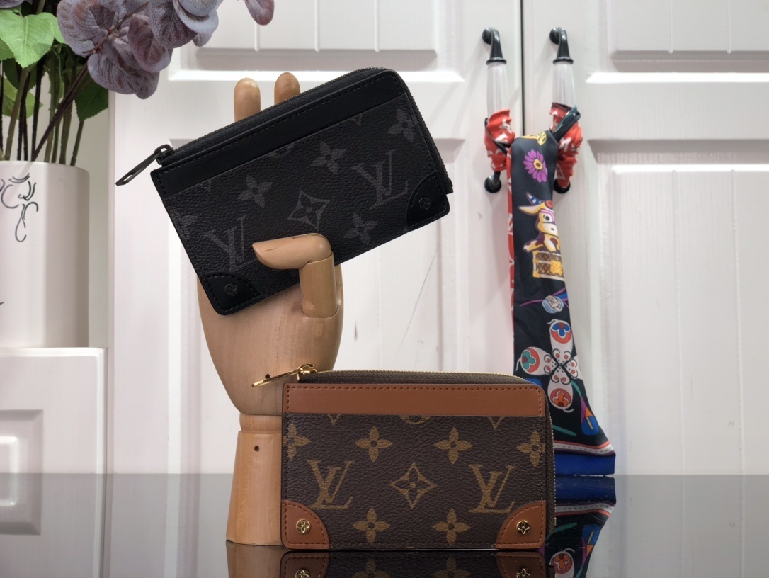 LV MULTI CARD HOLDER TRUNK M80556