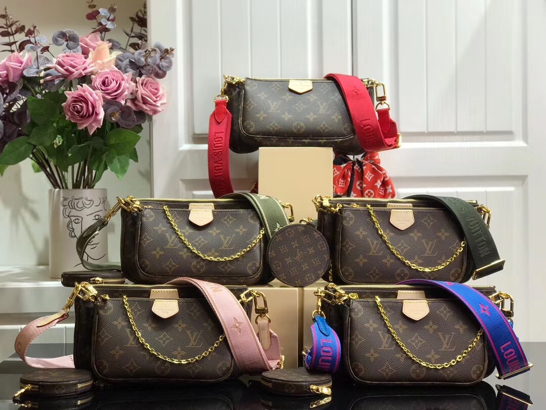 LV MULTI POCHETTE ACCESSOIRES M44813 