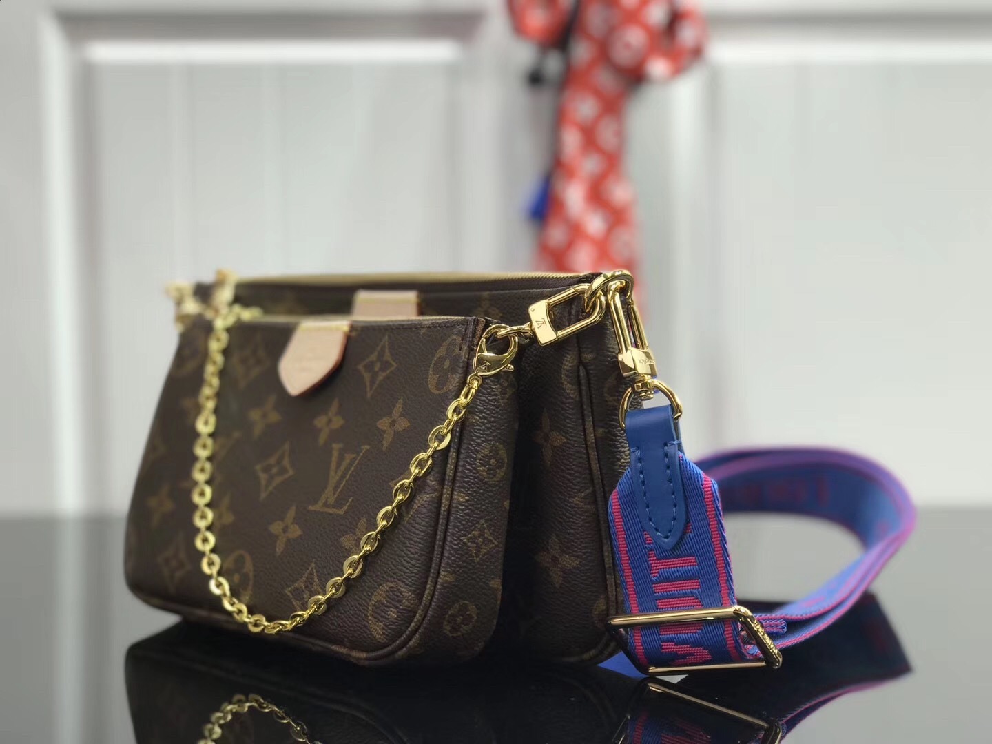 LV MULTI POCHETTE ACCESSOIRES M44813 