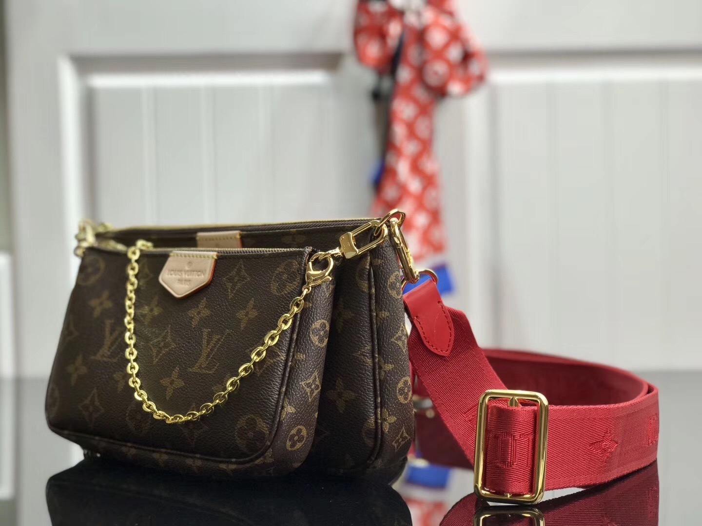 LV MULTI POCHETTE ACCESSOIRES M44813 