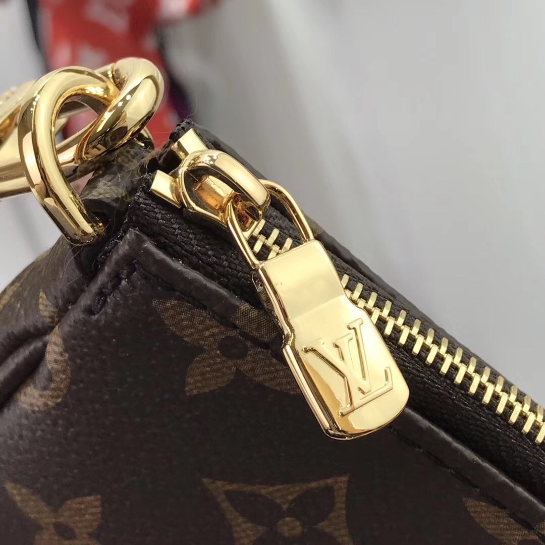 LV MULTI POCHETTE ACCESSOIRES M44813 