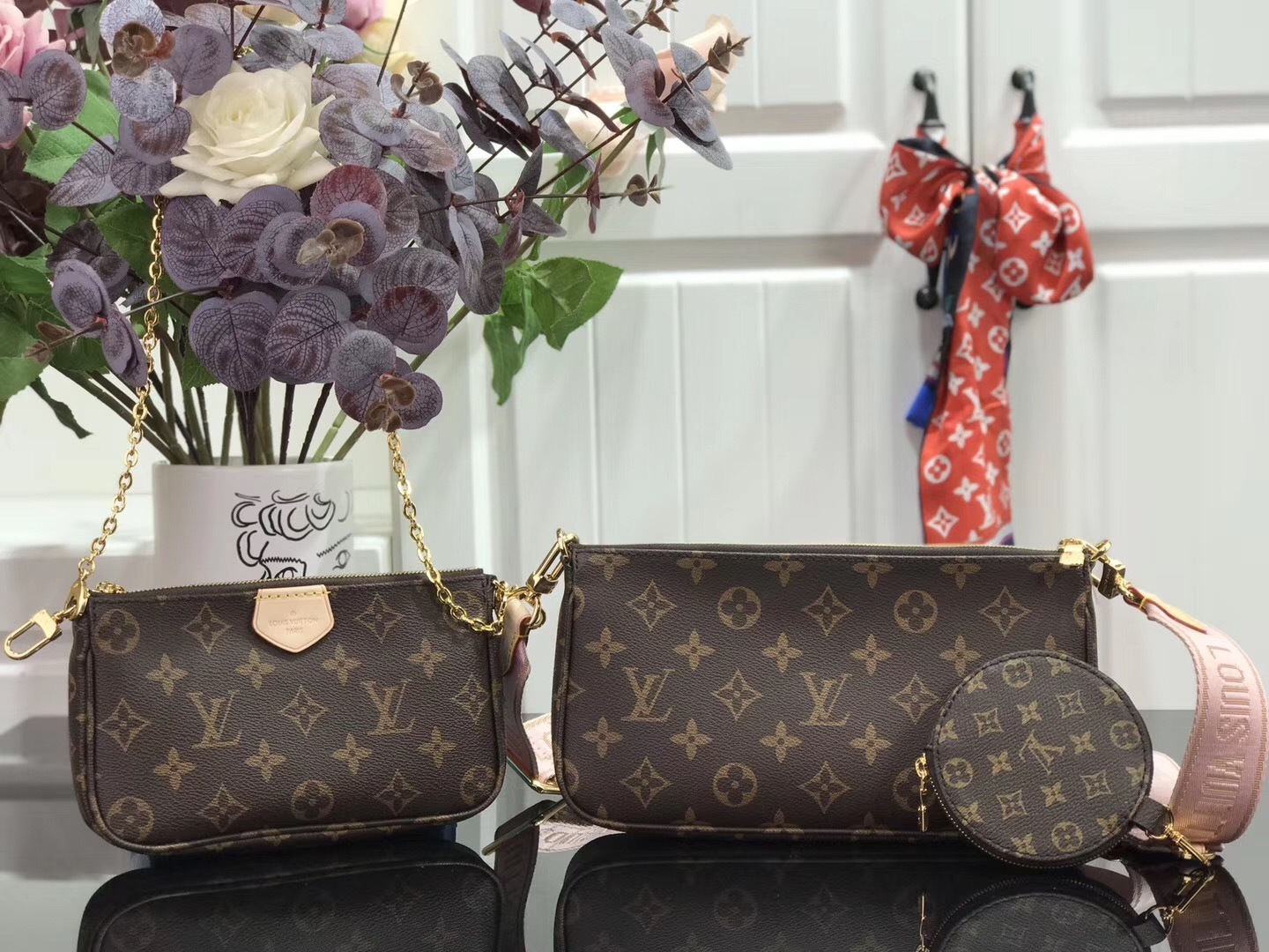 LV MULTI POCHETTE ACCESSOIRES M44813 
