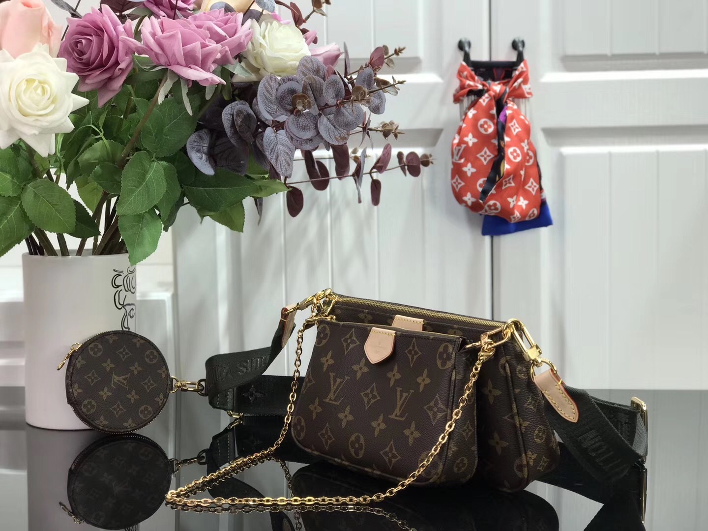 LV MULTI POCHETTE ACCESSOIRES M44813 
