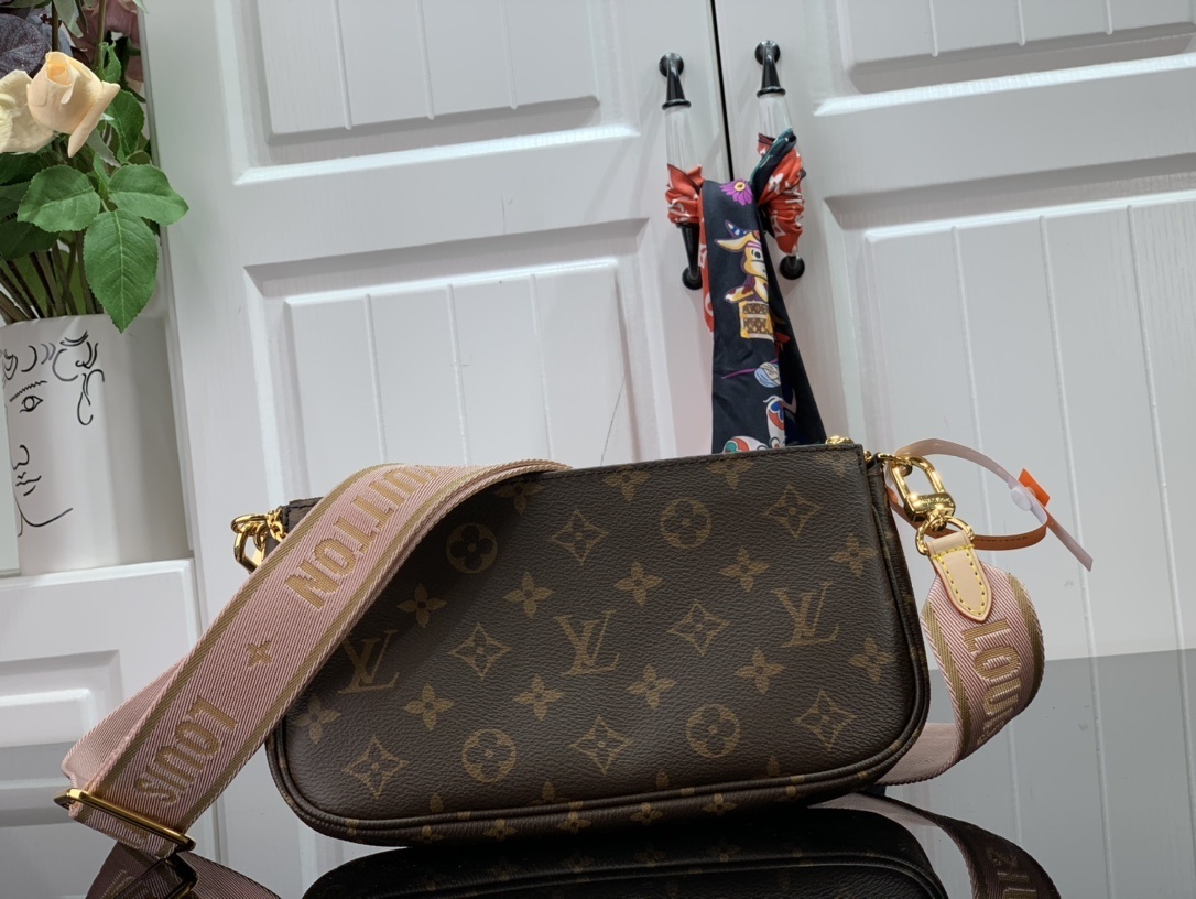 LV MULTI POCHETTE ACCESSOIRES M44823 SY 