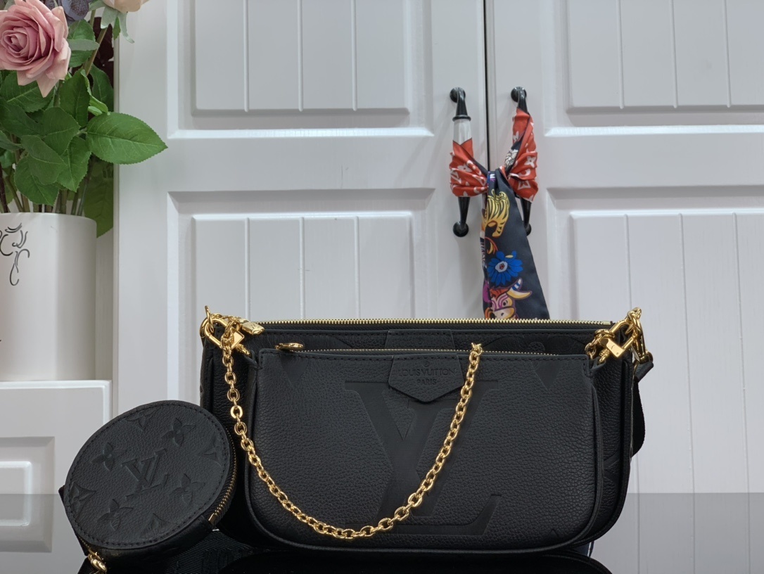 LV MULTI POCHETTE ACCESSOIRES M44823 YH 