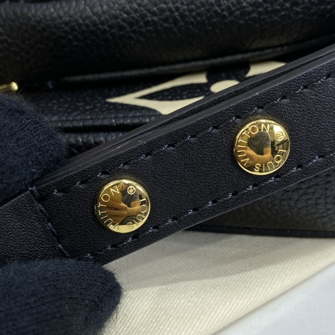 LV MULTI POCHETTE ACCESSOIRES M45777