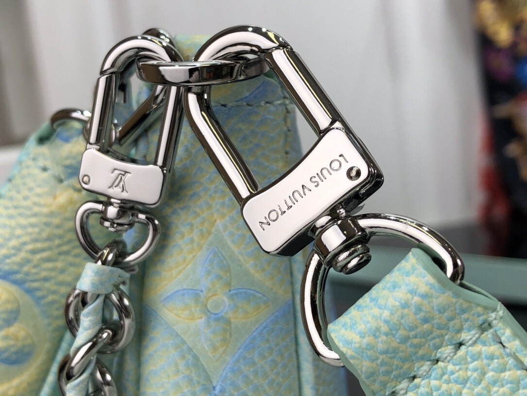 LV MULTI POCHETTE ACCESSOIRES M46180 