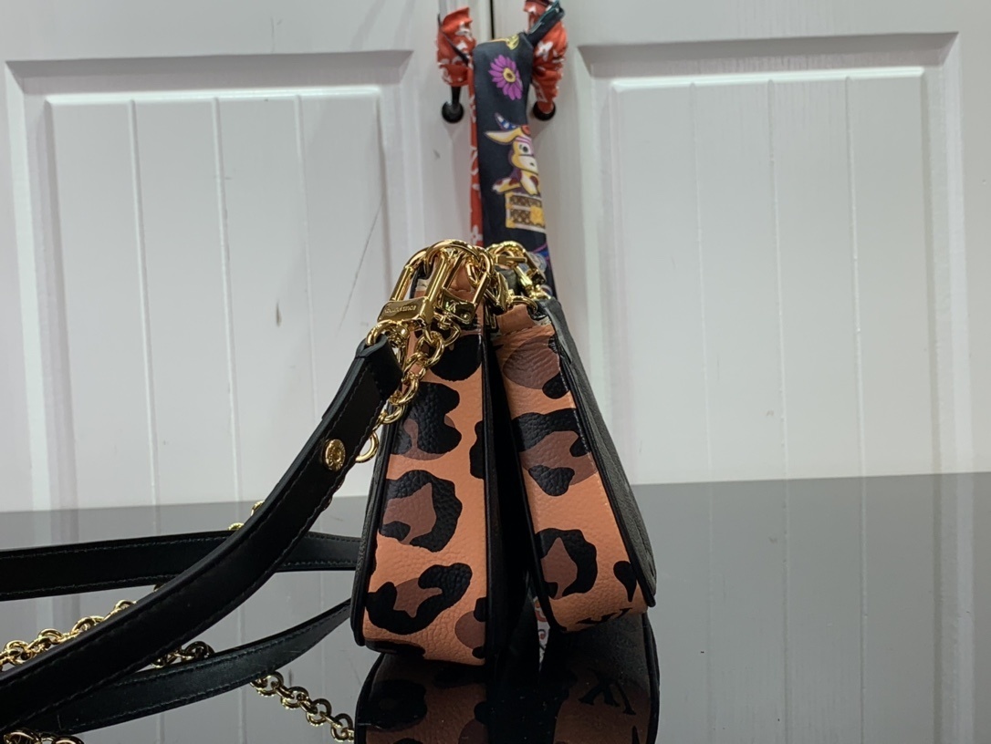 LV MULTI POCHETTE ACCESSOIRES M58520