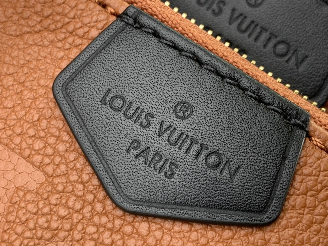 LV MULTI POCHETTE ACCESSOIRES M58520