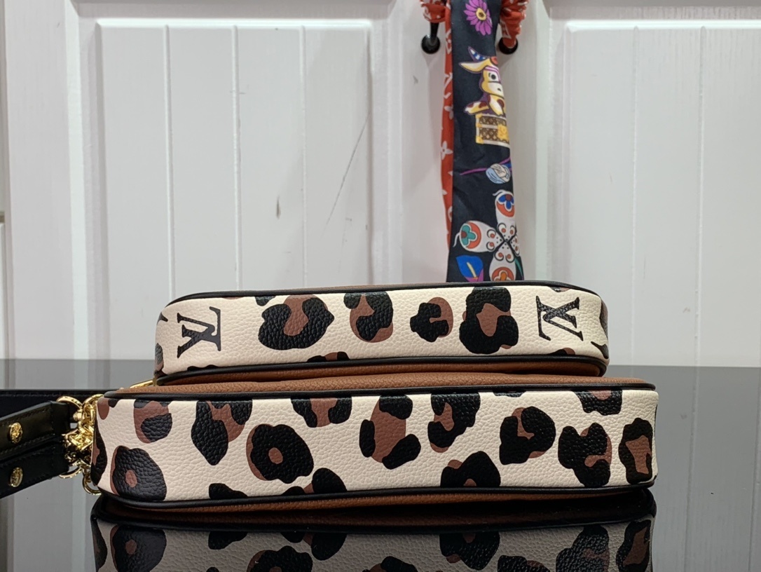 LV MULTI POCHETTE ACCESSOIRES M58520