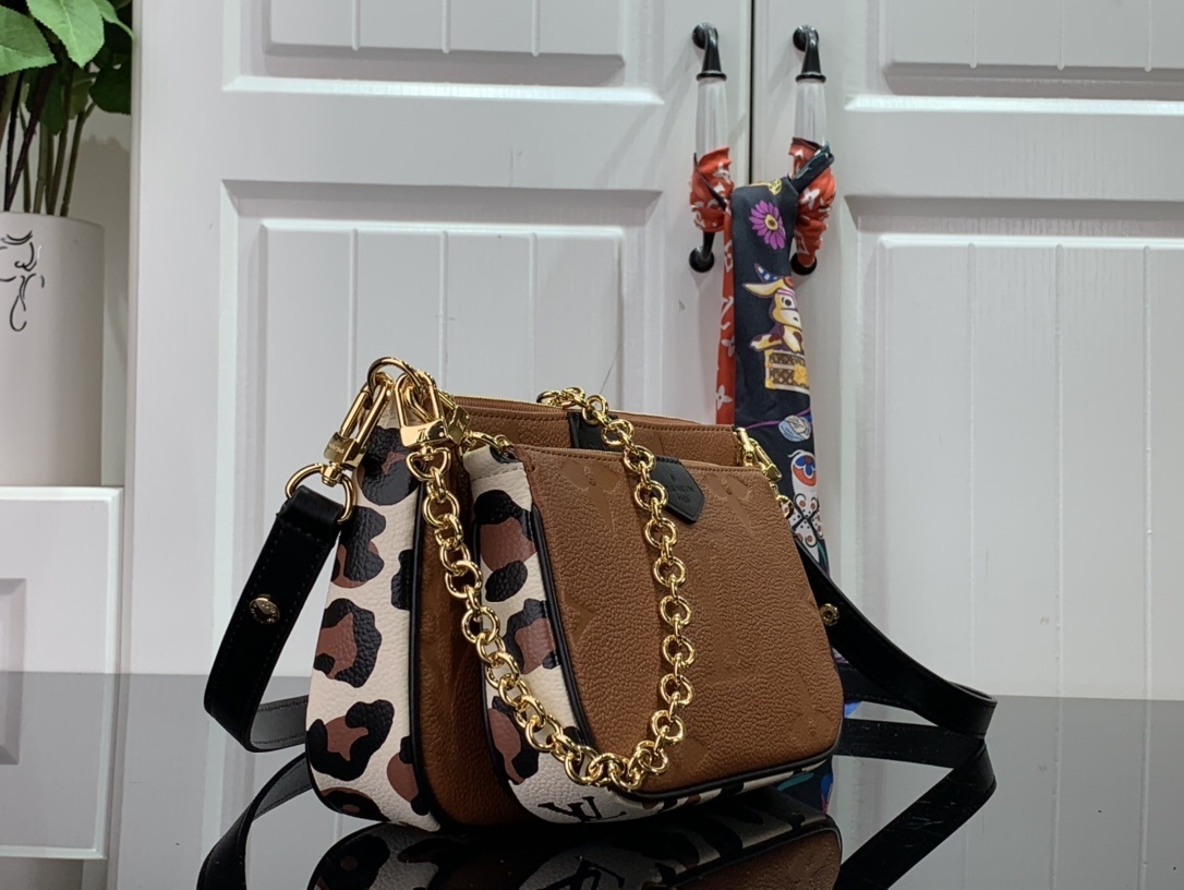LV MULTI POCHETTE ACCESSOIRES M58520