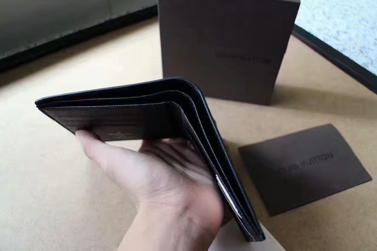 LV multiple wallet 60895F