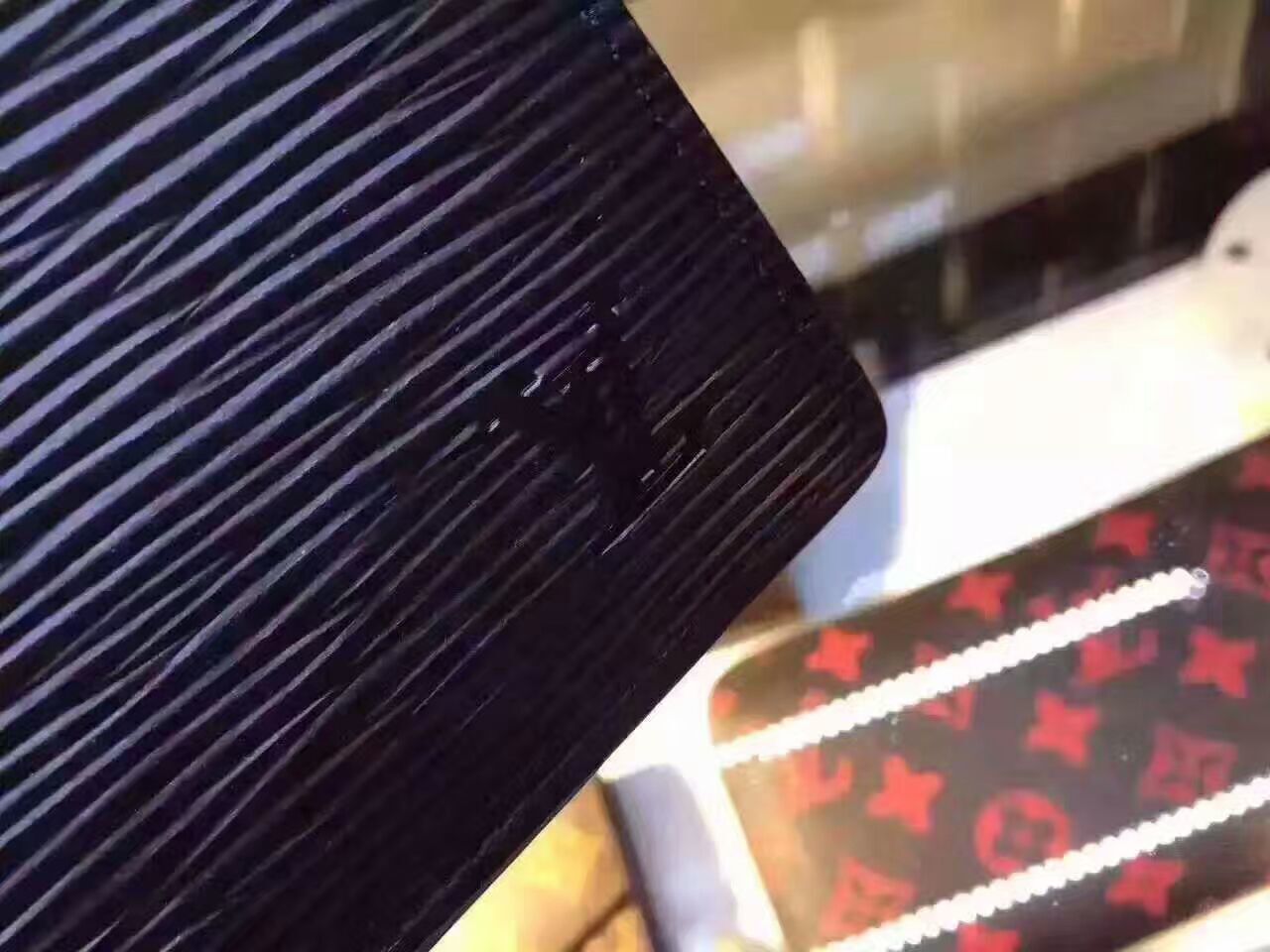 LV multiple wallet 60895F