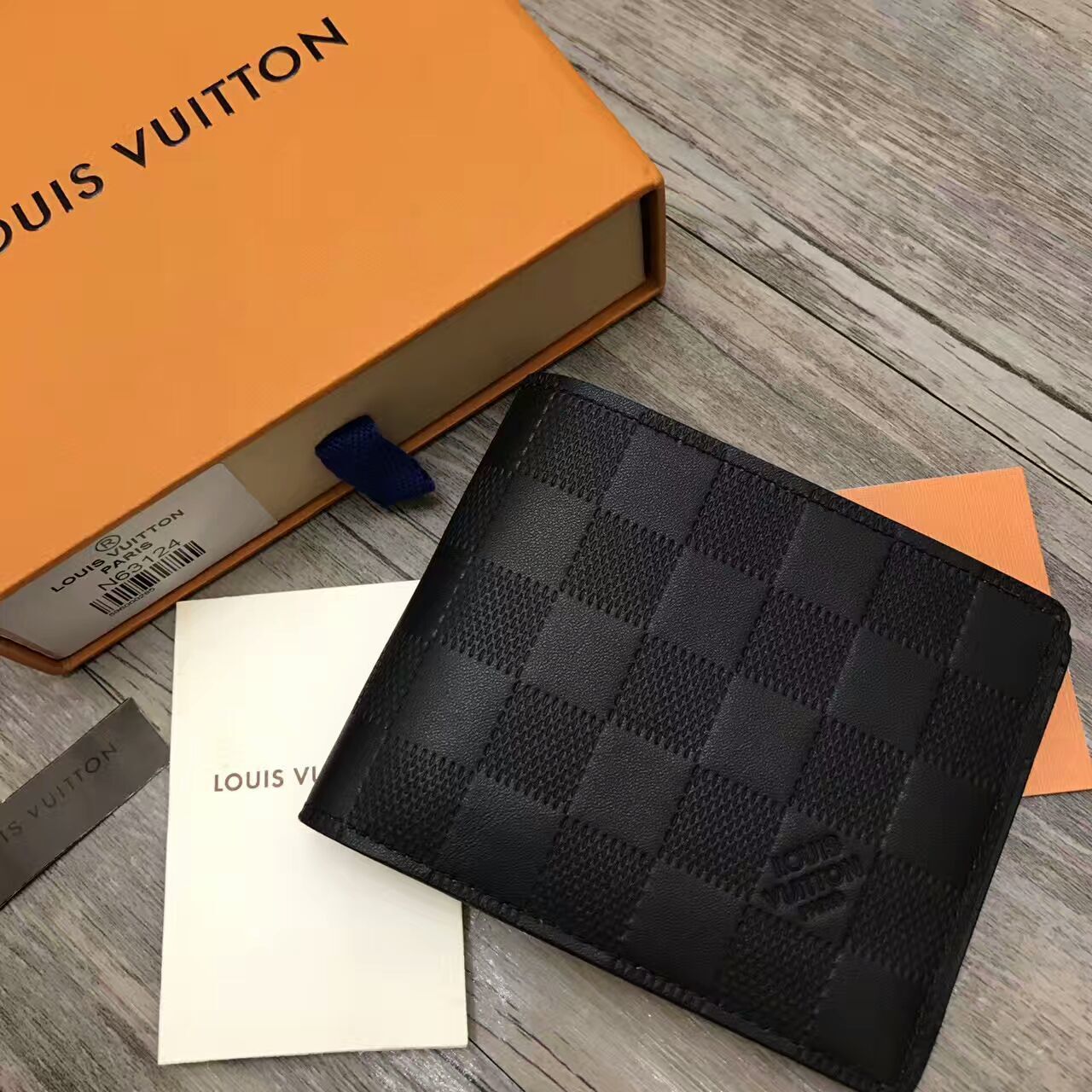LV multiple wallet 60895F