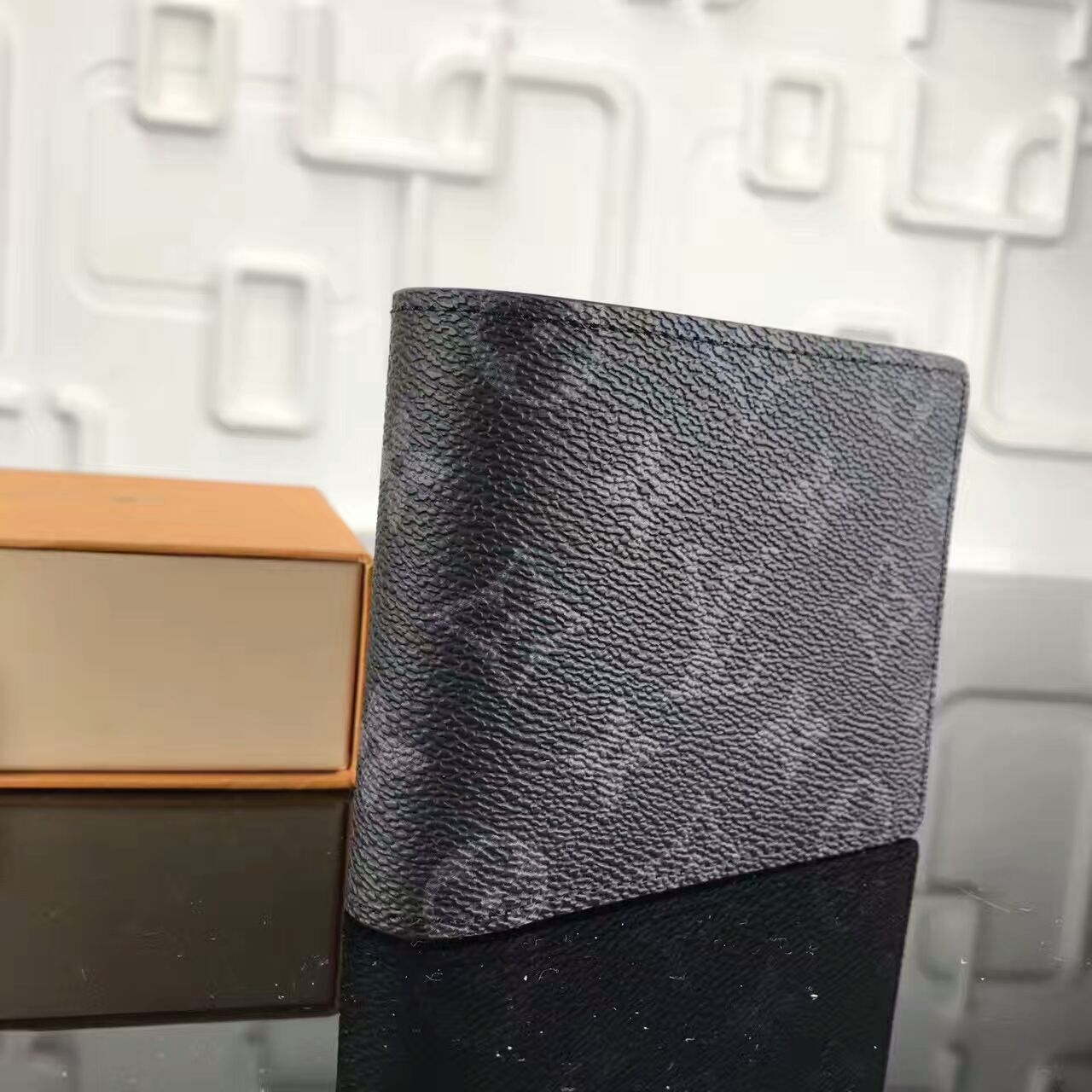 LV multiple wallet 60895F