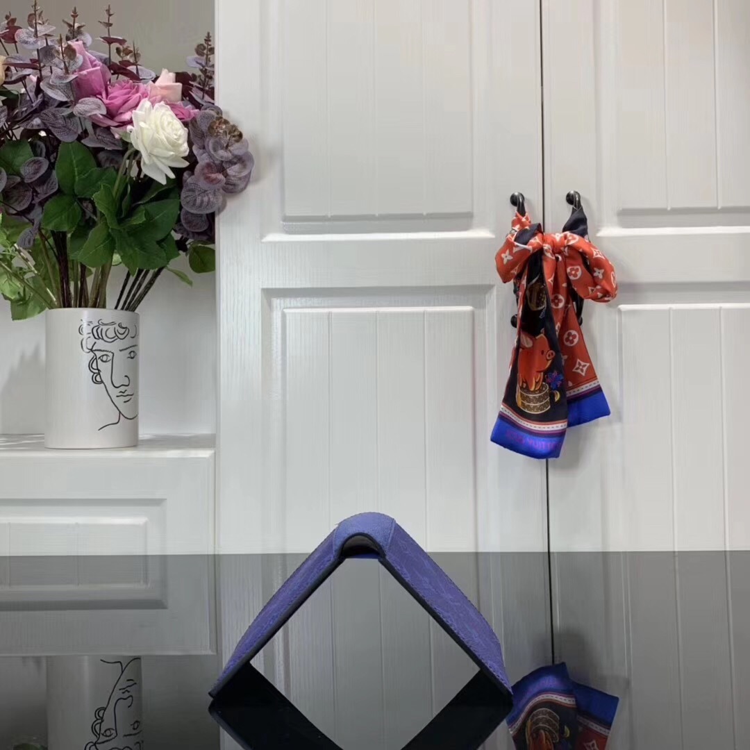 LV MULTIPLE wallet M30299 