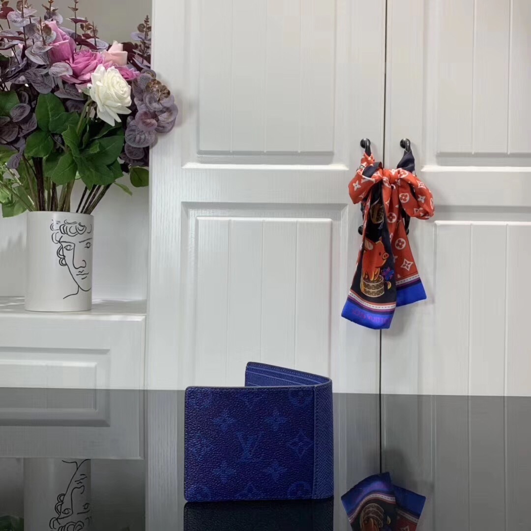 LV MULTIPLE wallet M30299 