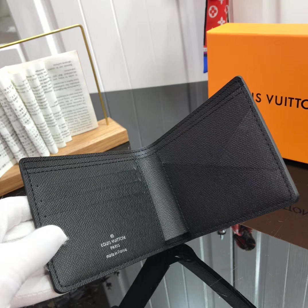 LV MULTIPLE wallet M30381