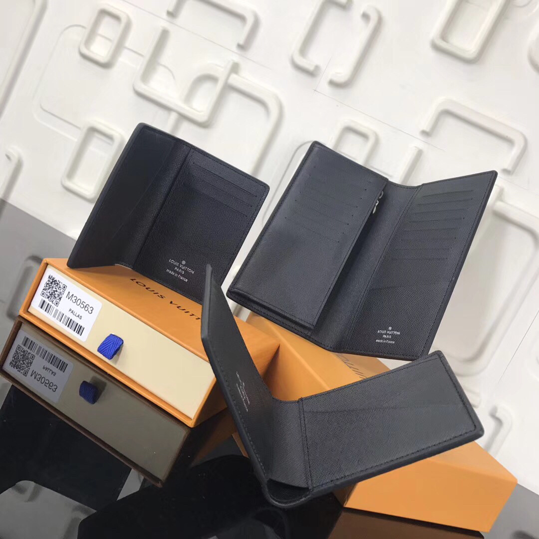 LV multiple wallet M30563