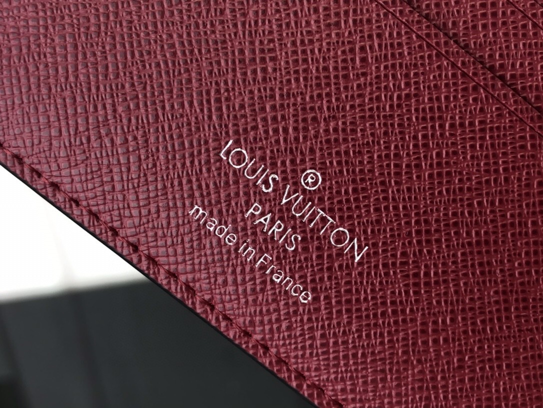 LV MULTIPLE wallet M30800