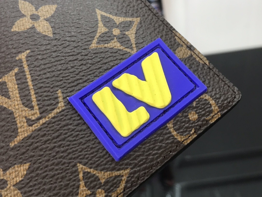 LV MULTIPLE wallet M45789Z 