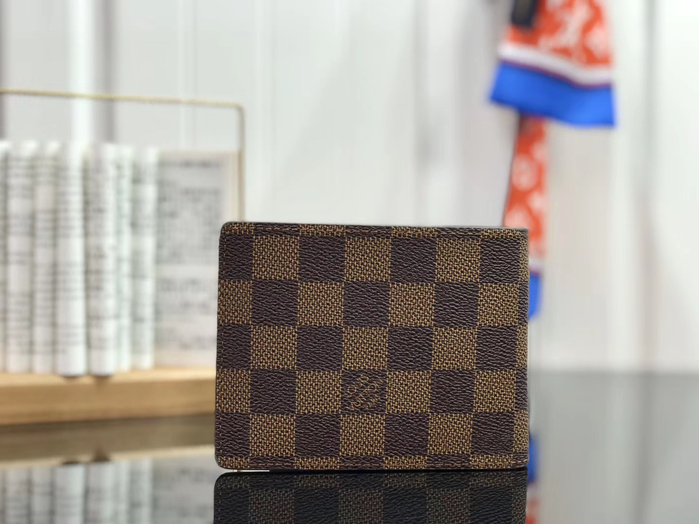 LV MULTIPLE wallet M60895 