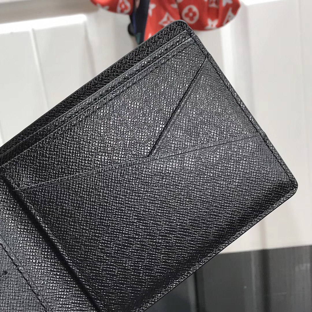 LV MULTIPLE wallet M60895HC