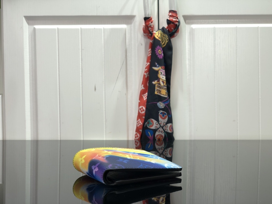 LV MULTIPLE wallet M60895JG 