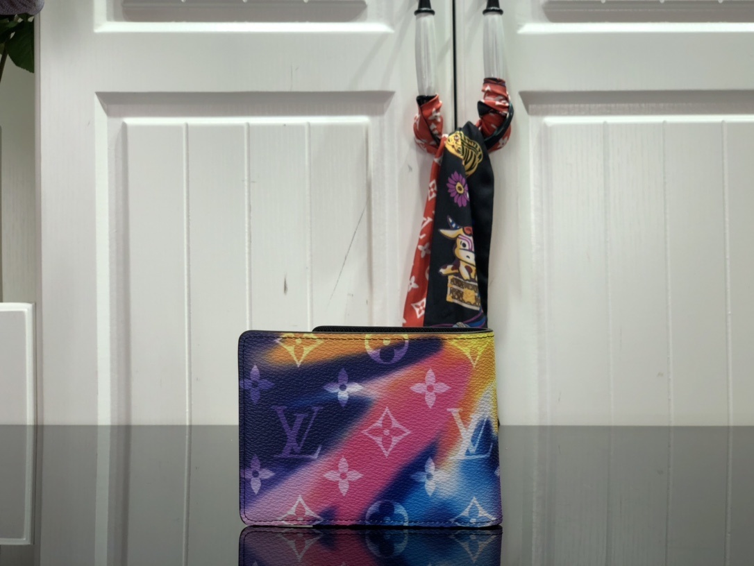LV MULTIPLE wallet M60895JG 