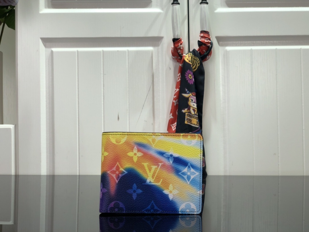 LV MULTIPLE wallet M60895JG