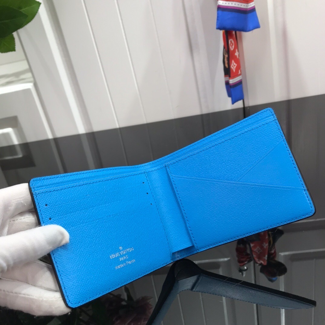 LV MULTIPLE wallet M60895LC 