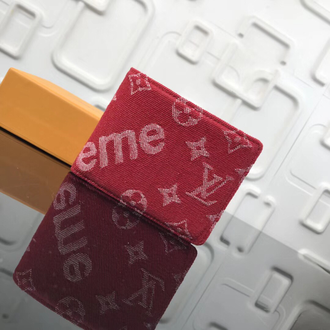 LV MULTIPLE wallet M60895NZ