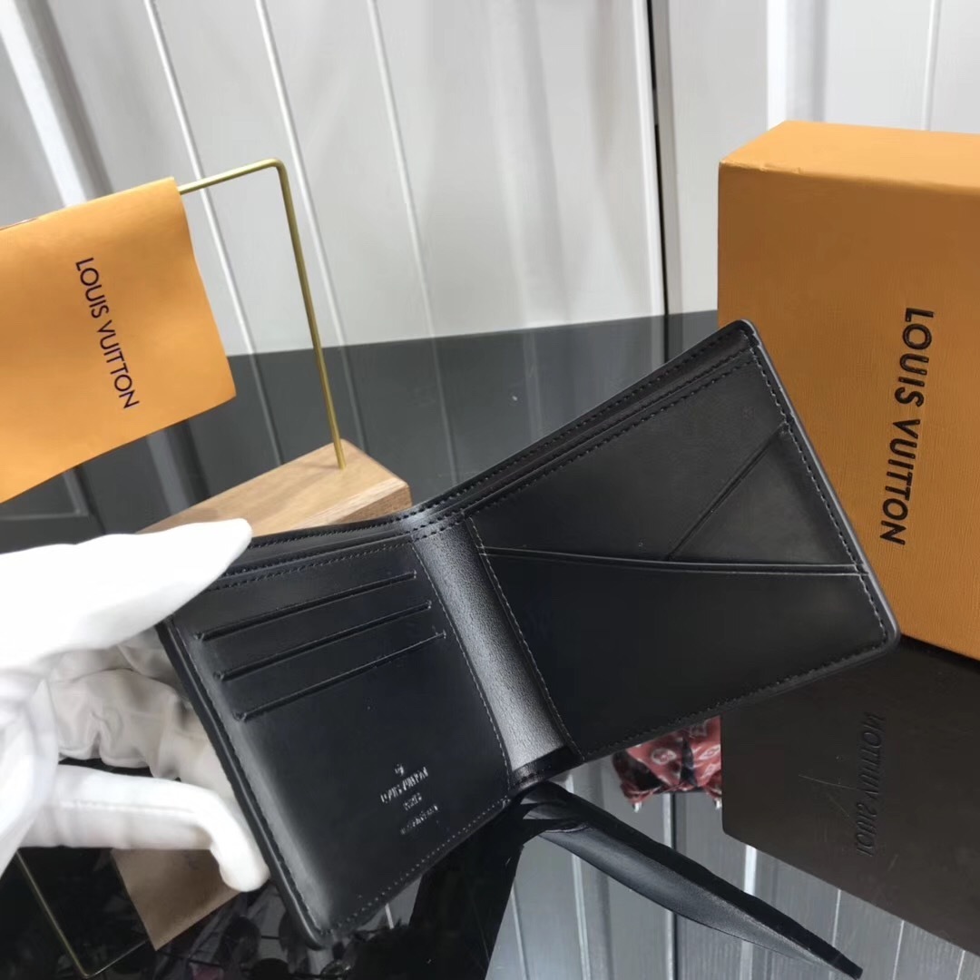 LV MULTIPLE wallet M60895YG 