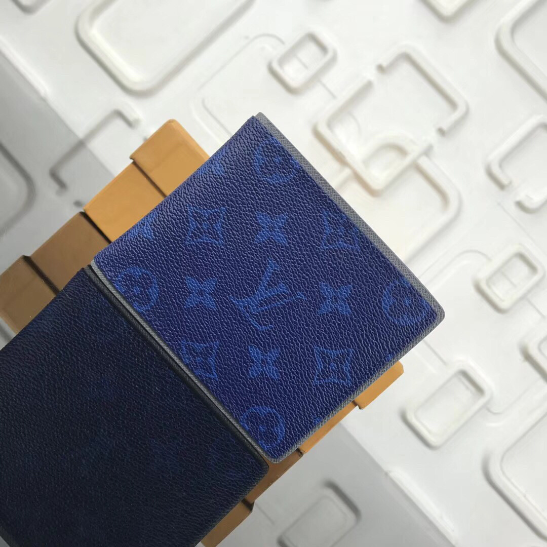 LV multiple wallet M62239