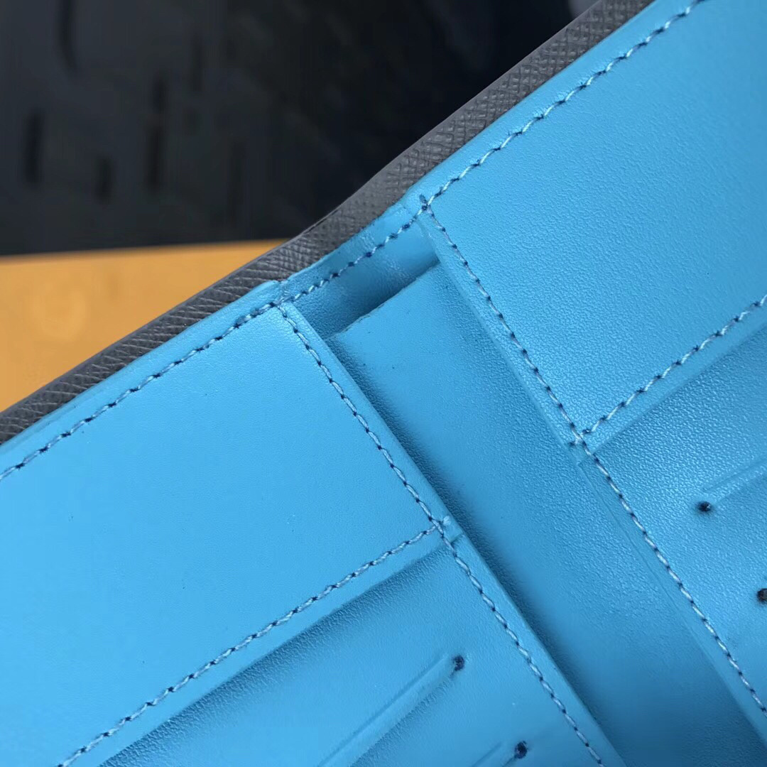 LV multiple wallet M62239