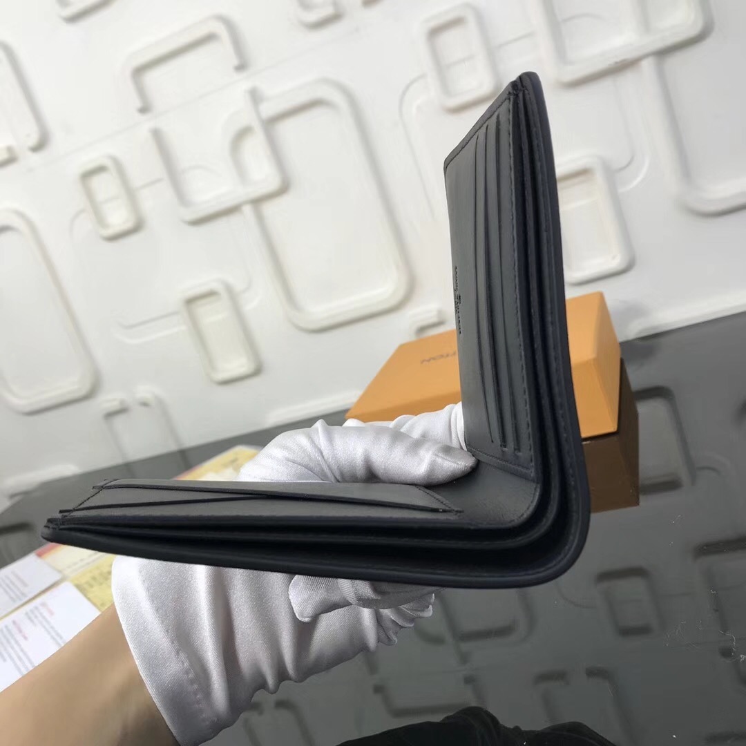 LV MULTIPLE wallet M63235