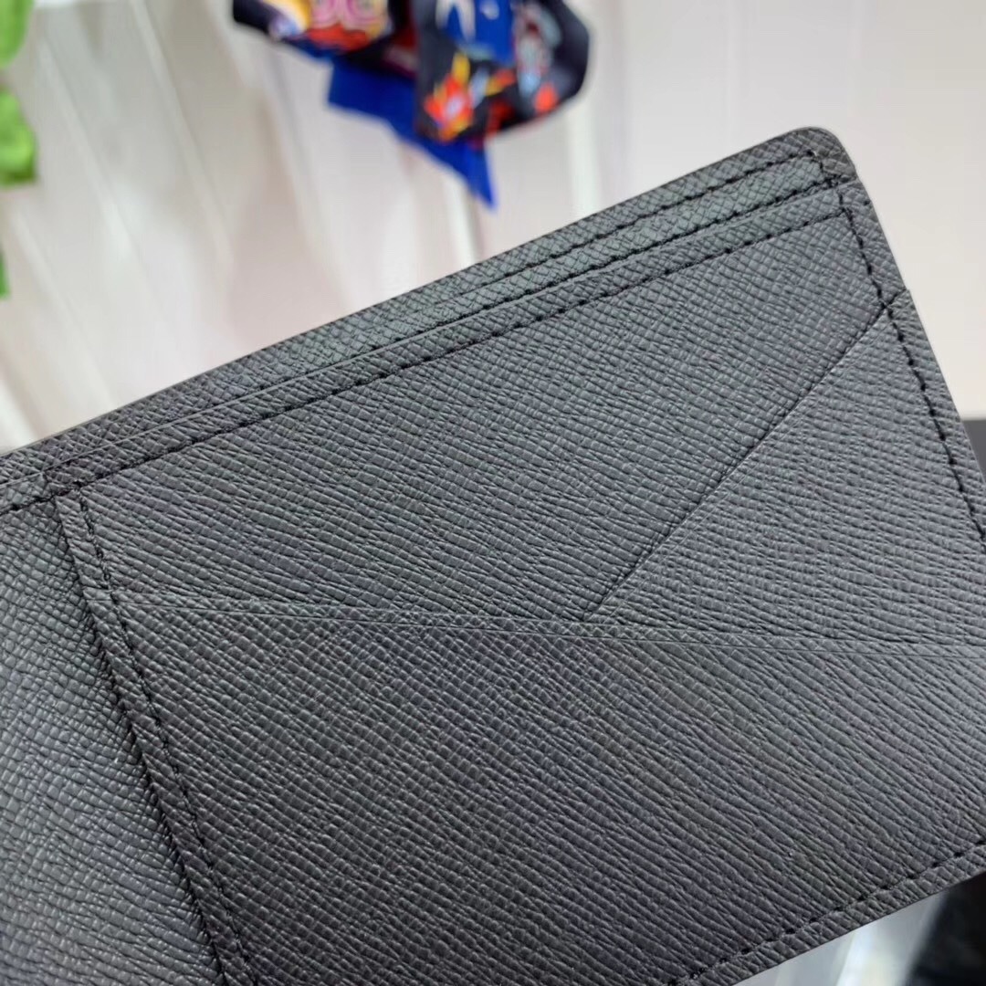 LV MULTIPLE wallet M67819