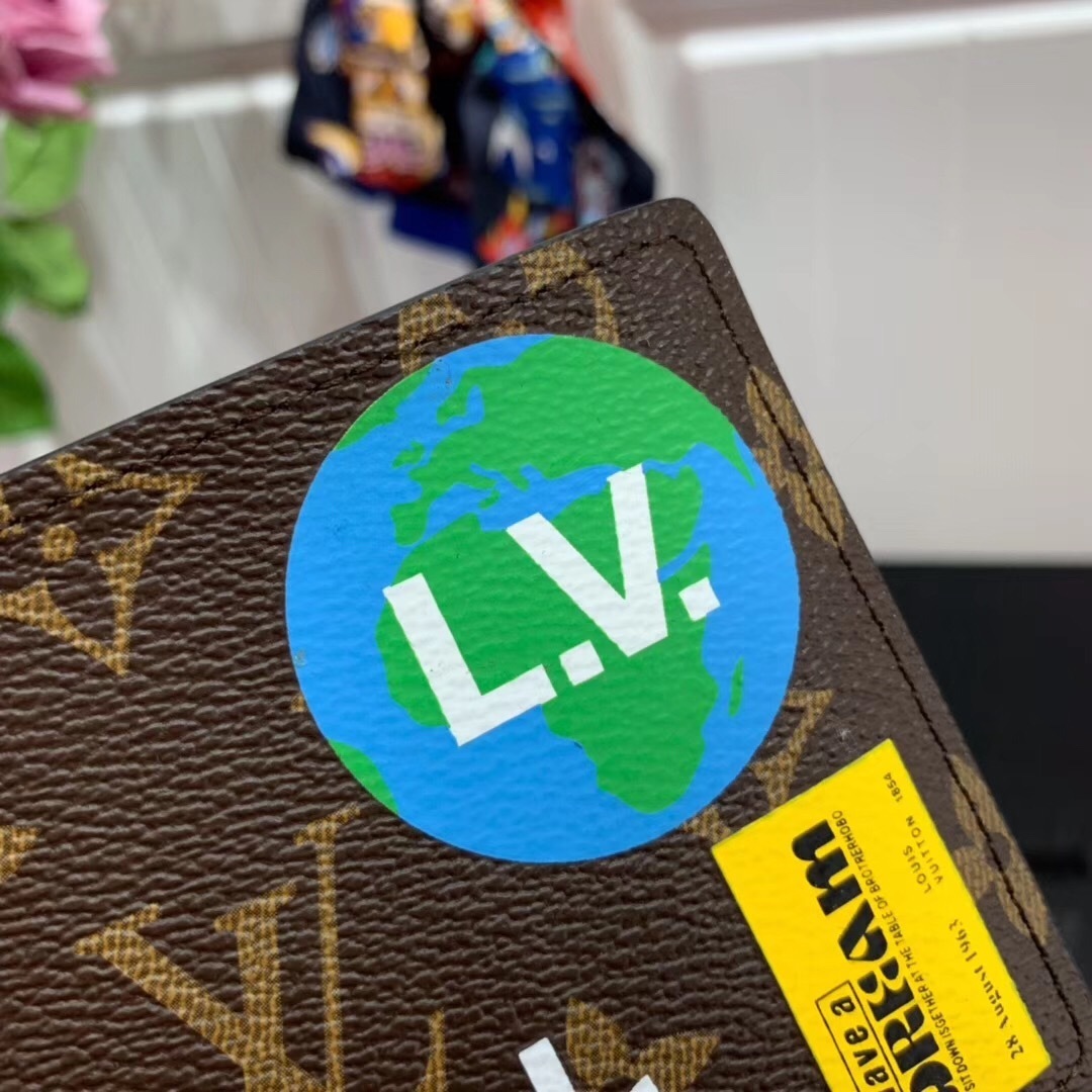 LV MULTIPLE wallet M67819