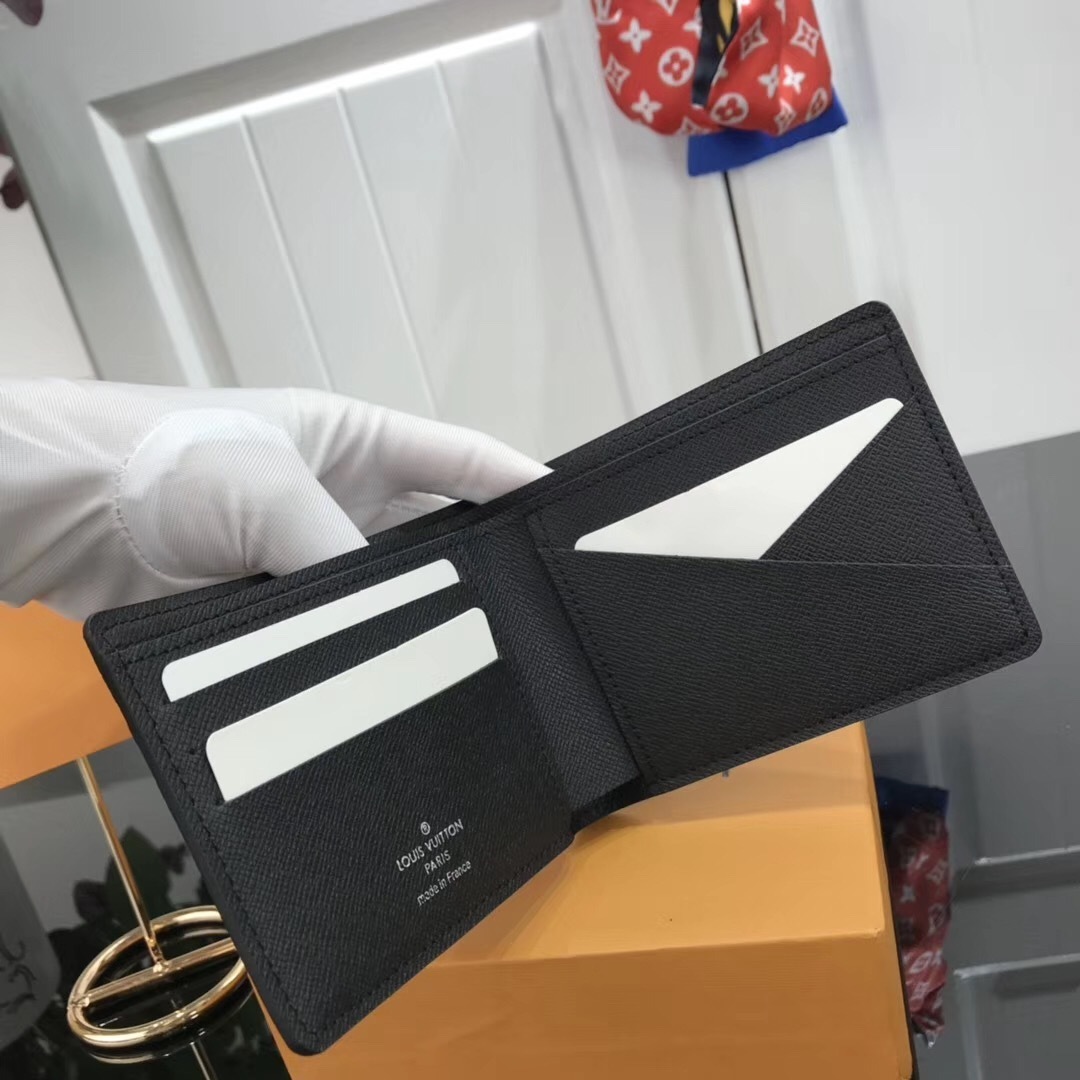 LV MULTIPLE wallet M67907