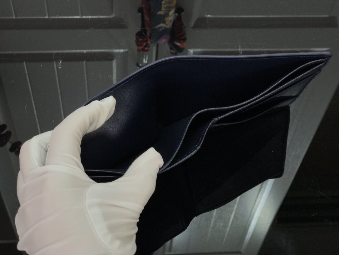 LV MULTIPLE wallet M80422