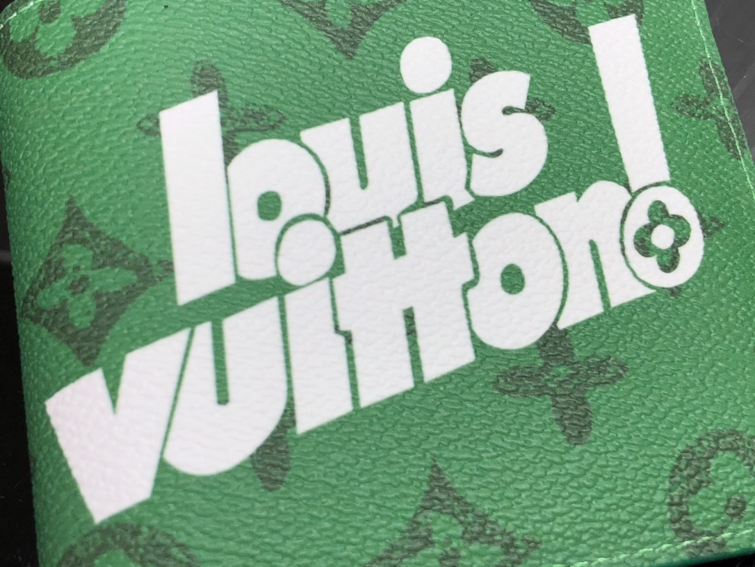 LV MULTIPLE wallet M80850