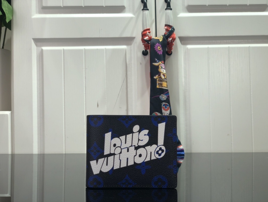 LV MULTIPLE wallet M80850