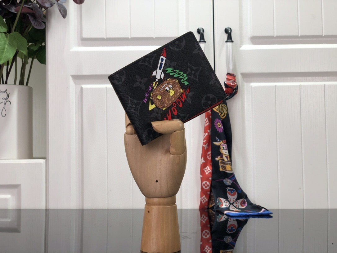 LV MULTIPLE wallet M80930